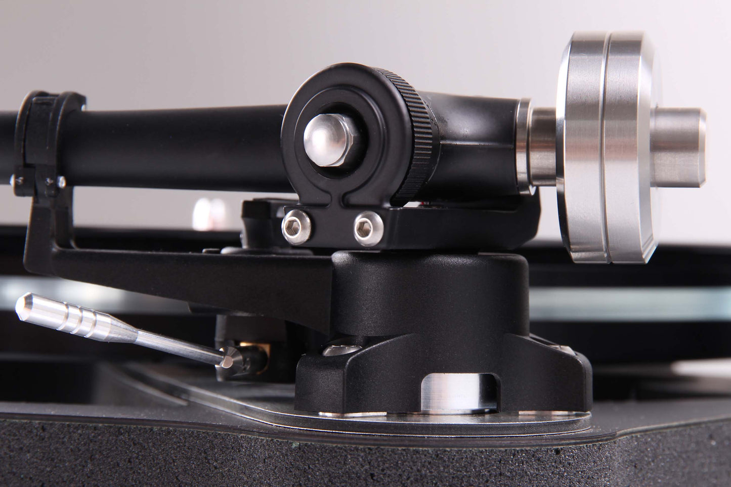 Rega Planar 8 Turntable