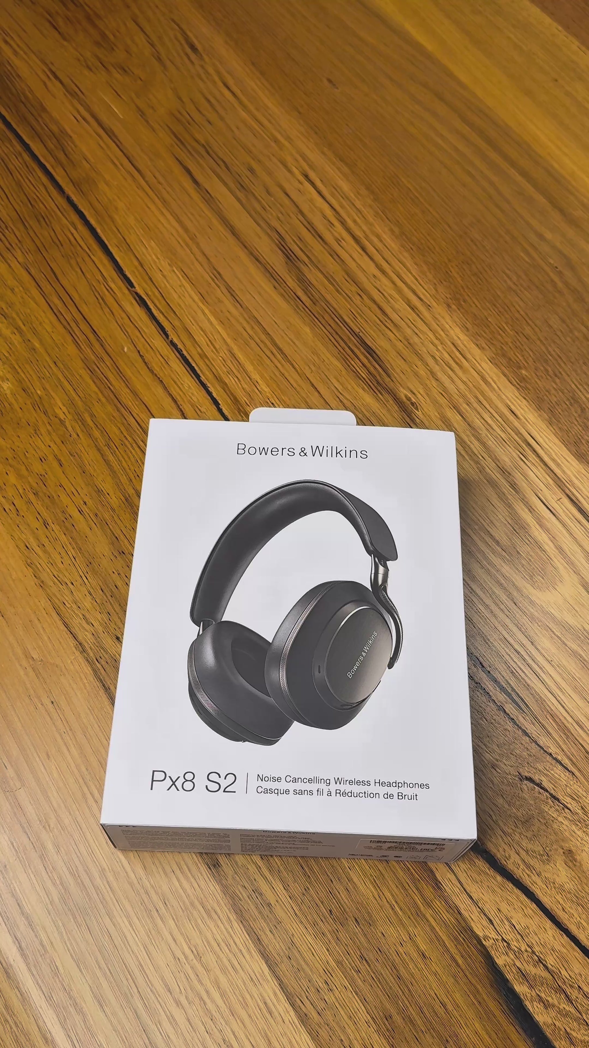 Black Bowers & Wilkins PX8 S2 unboxing video.