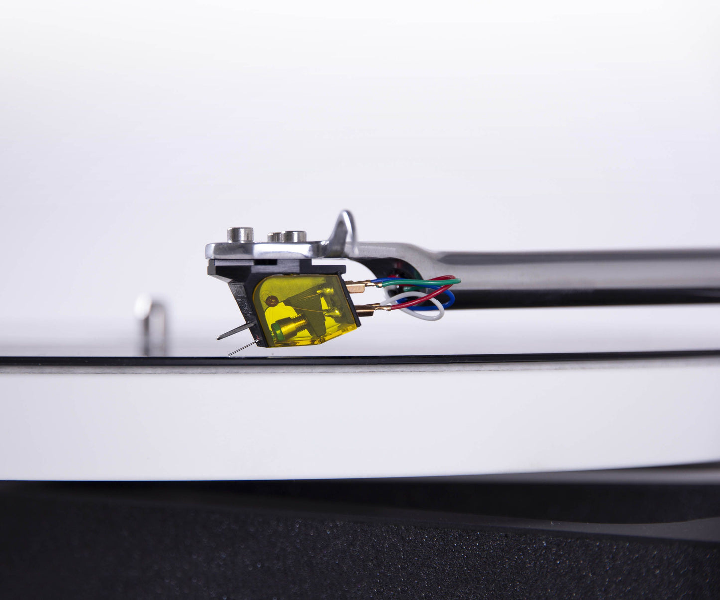 Rega Planar 10 Turntable