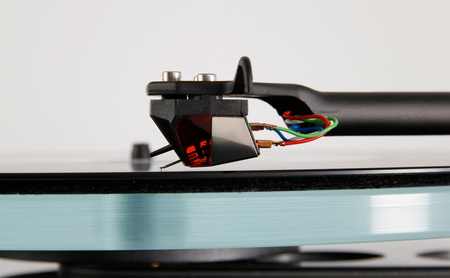 Rega Planar 2 Turntable