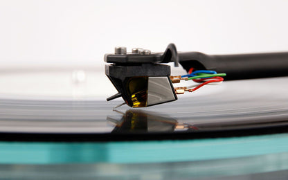 Rega Planar 6 Turntable