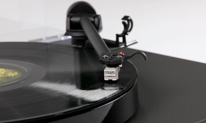 Rega Planar 1 Plus Turntable