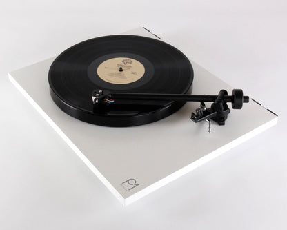 Rega Planar 1 Turntable
