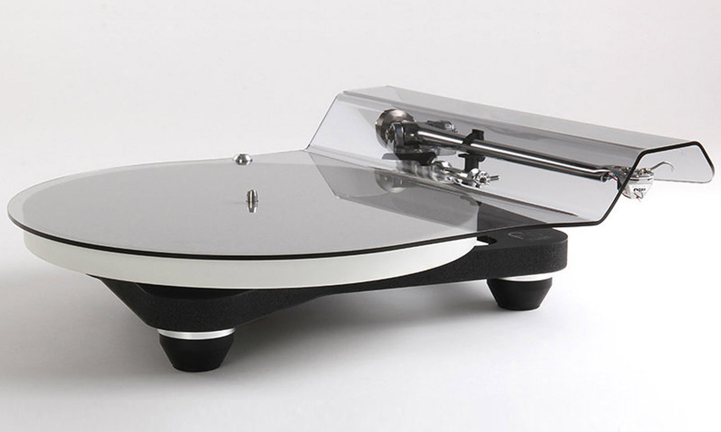 Rega Planar 10 Turntable