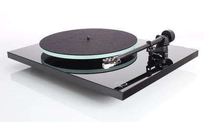 Rega Planar 2 Turntable