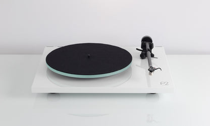 Rega Planar 2 Turntable