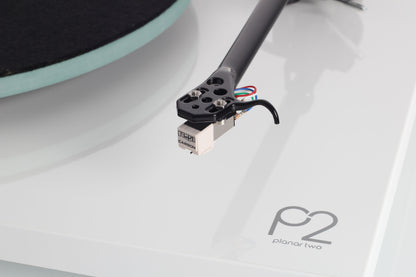 Rega Planar 2 Turntable