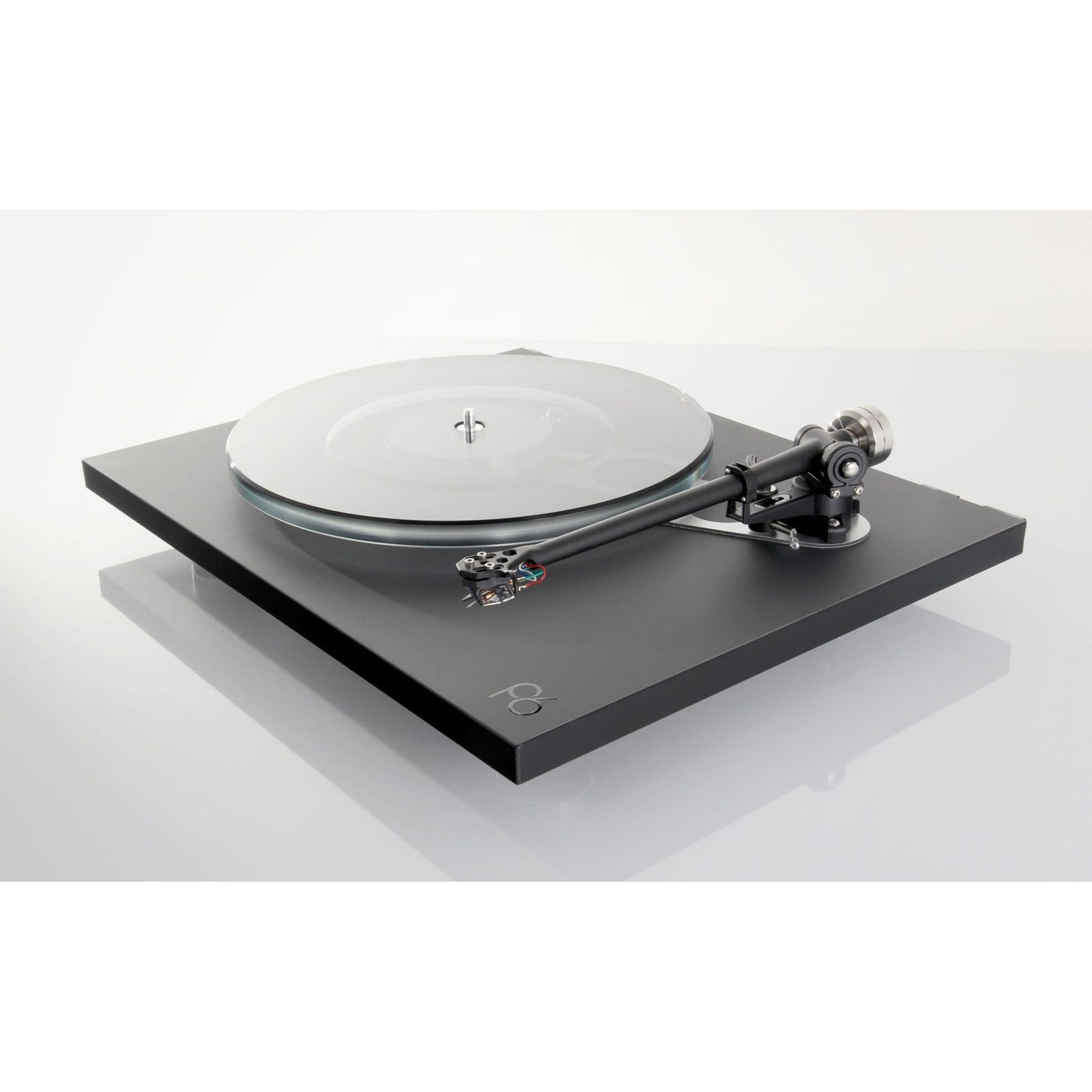 Rega Planar 6 Turntable