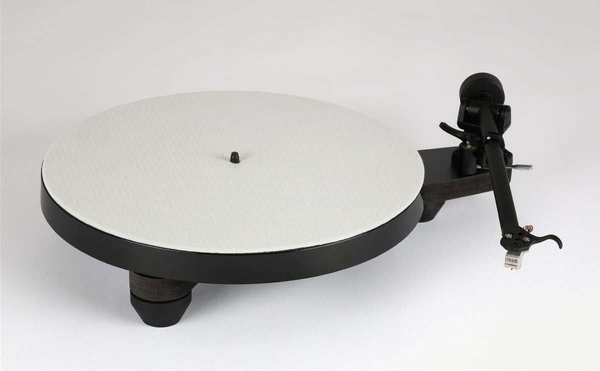 Rega Replay Turntable with white mat