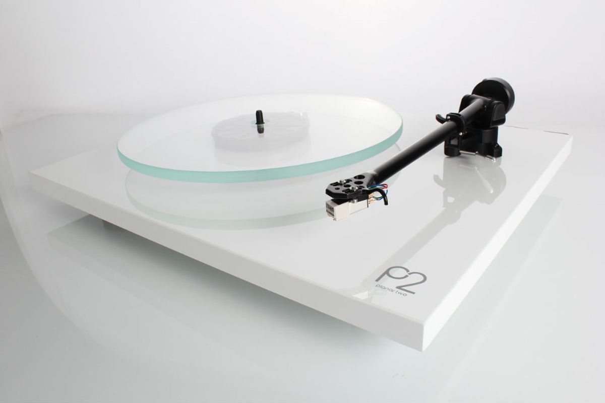 Rega Planar 2 Turntable