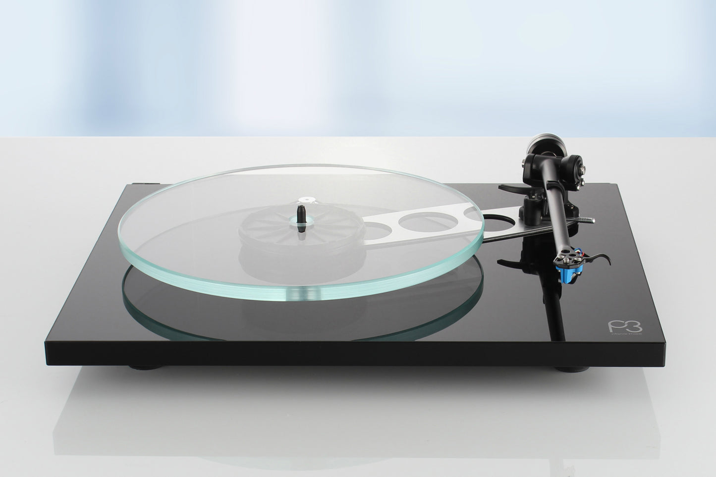 Rega Planar 3 Turntable