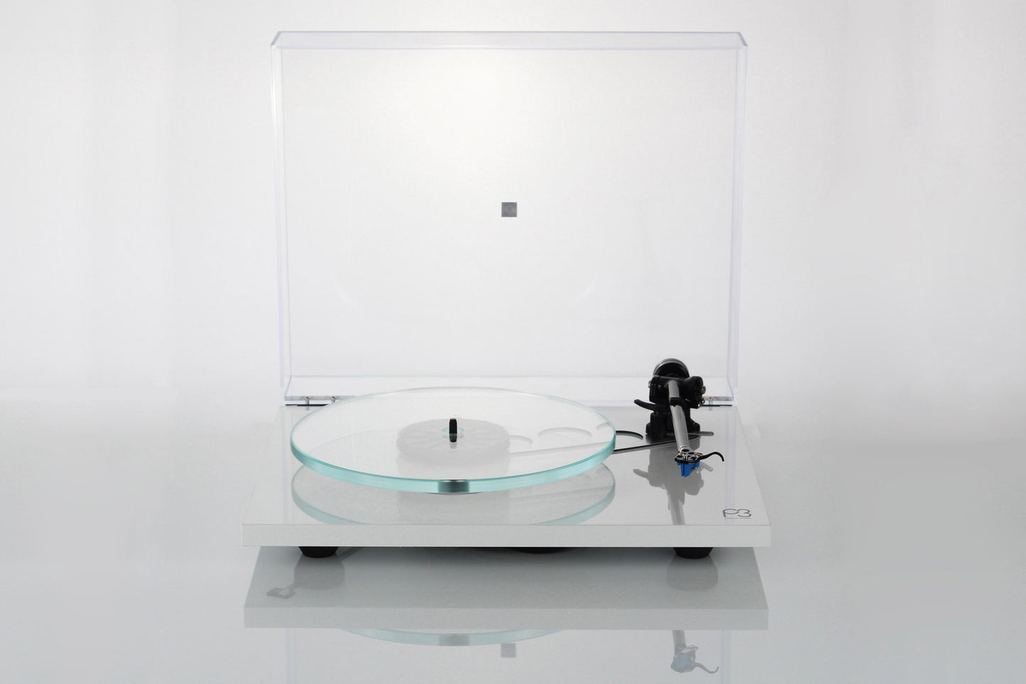 Rega Planar 3 Turntable/Elys 2