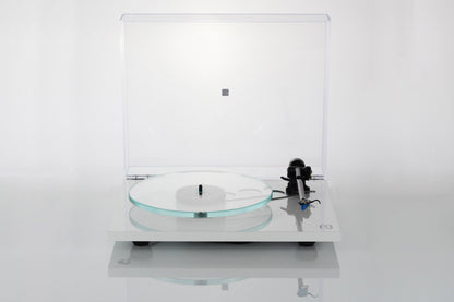 Rega Planar 3 Turntable/Elys 2