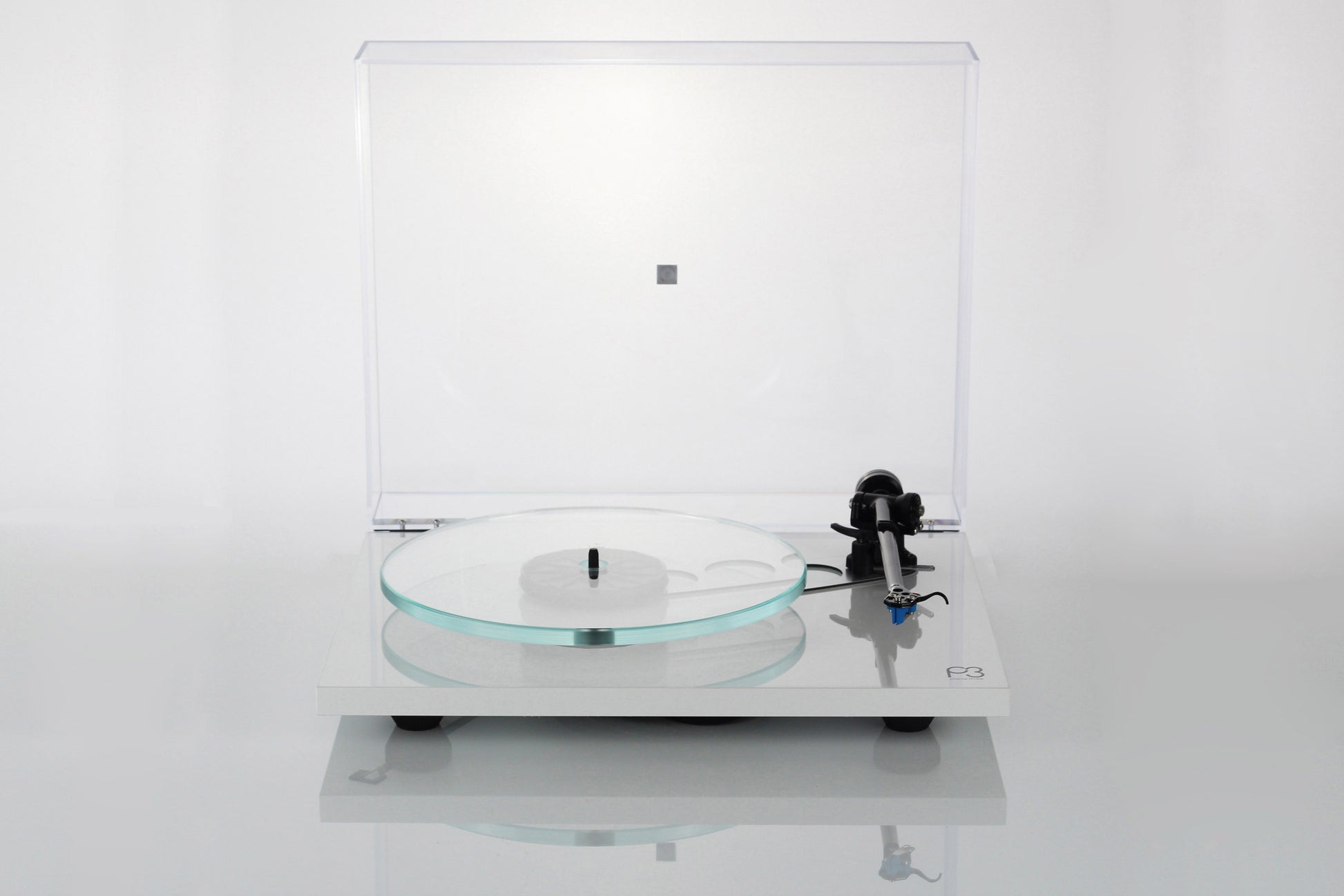 Rega Planar 3 Gloss White supplied without Cartridge (Shown with Optional Rega Elys 2 Moving Magnet Cartridge)