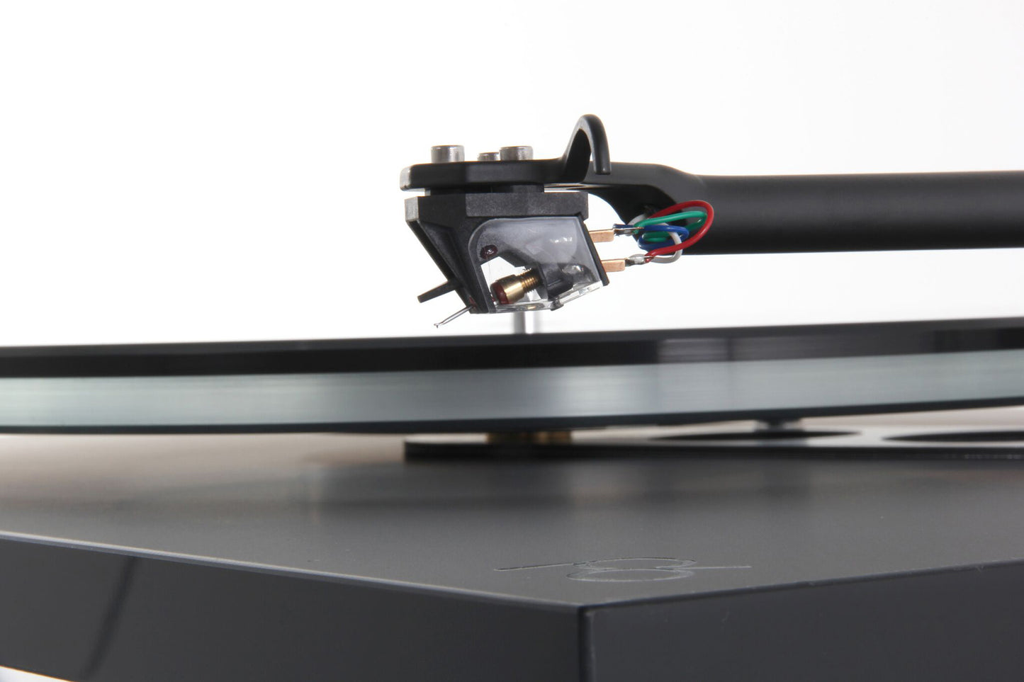 Rega Planar 6 Turntable