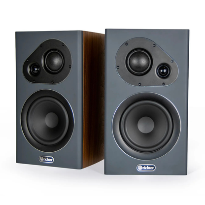 Front view of Richter Aurora S7 Special Edition Speakers on white background