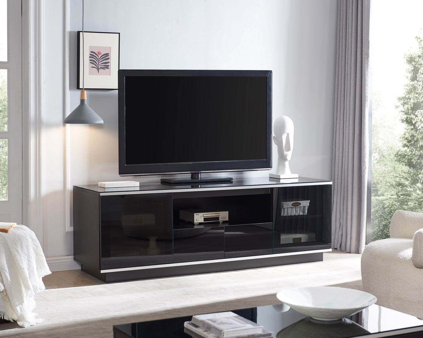 Tauris Titan 1800 TV Cabinet (Black)