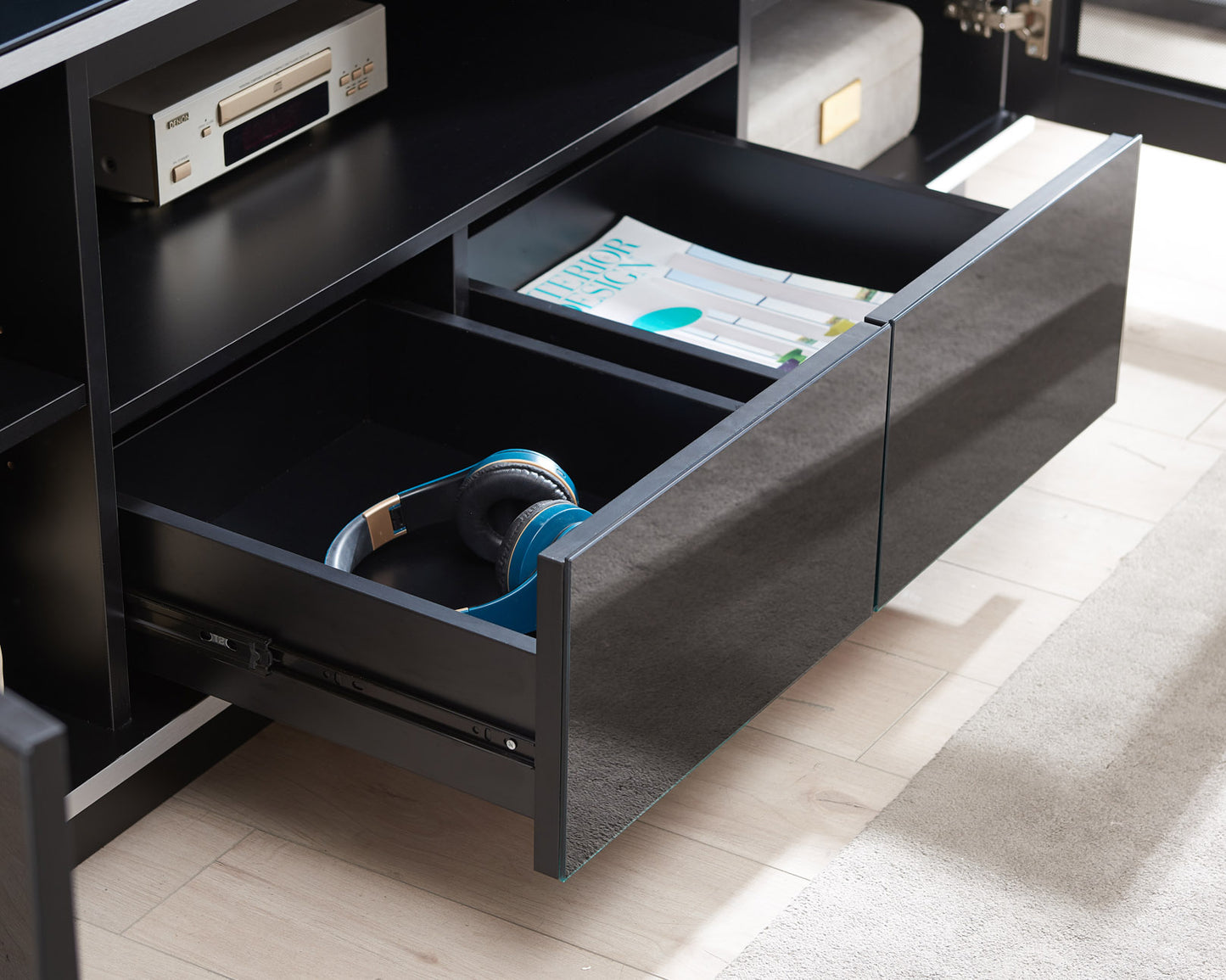 Tauris Titan 1800 TV Cabinet (Black)