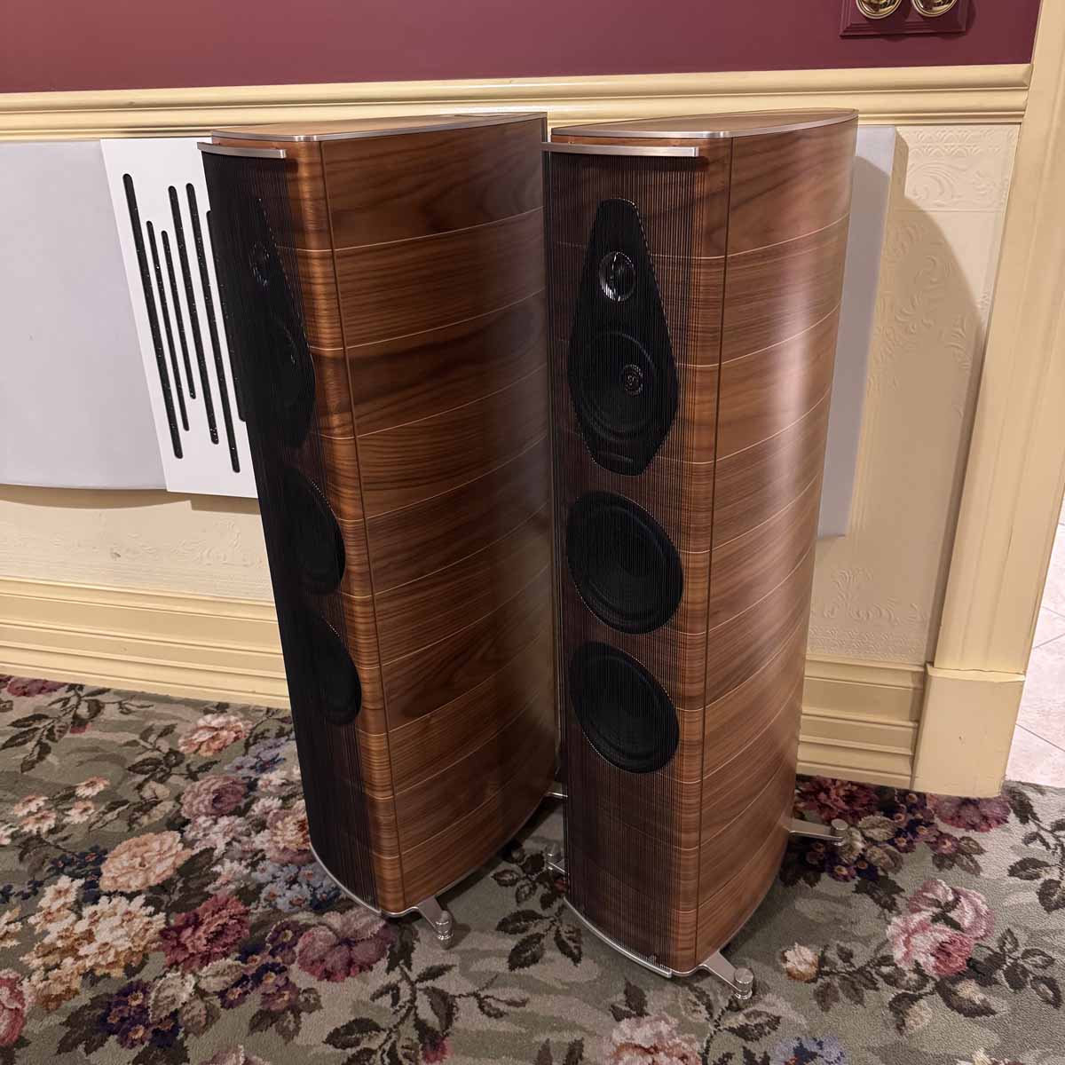 Sonus faber Olympica Nova III $18,995 ($29,995) + more up to 37% off Audio Trends floorstock