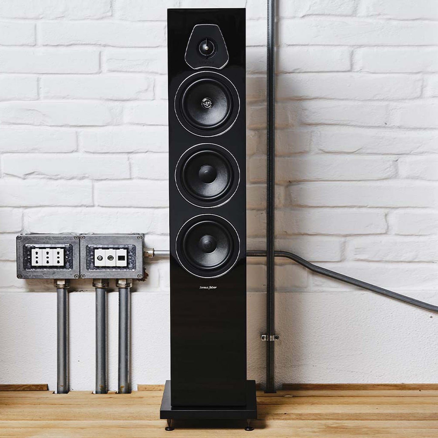 Sonus faber Lumina III Floorstanding Speakers