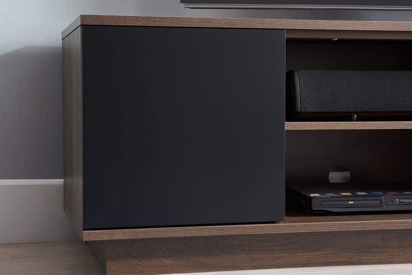Tauris Delux 2000 Television Cabinet