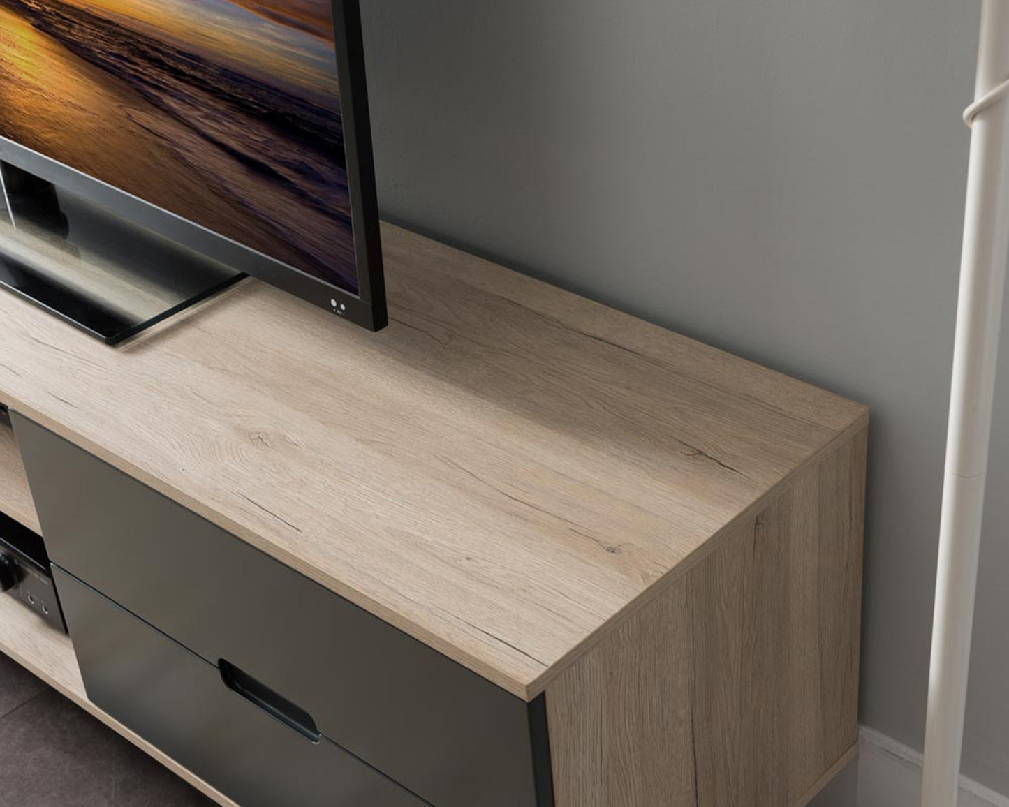 Tauris Nova 1800 TV Cabinet