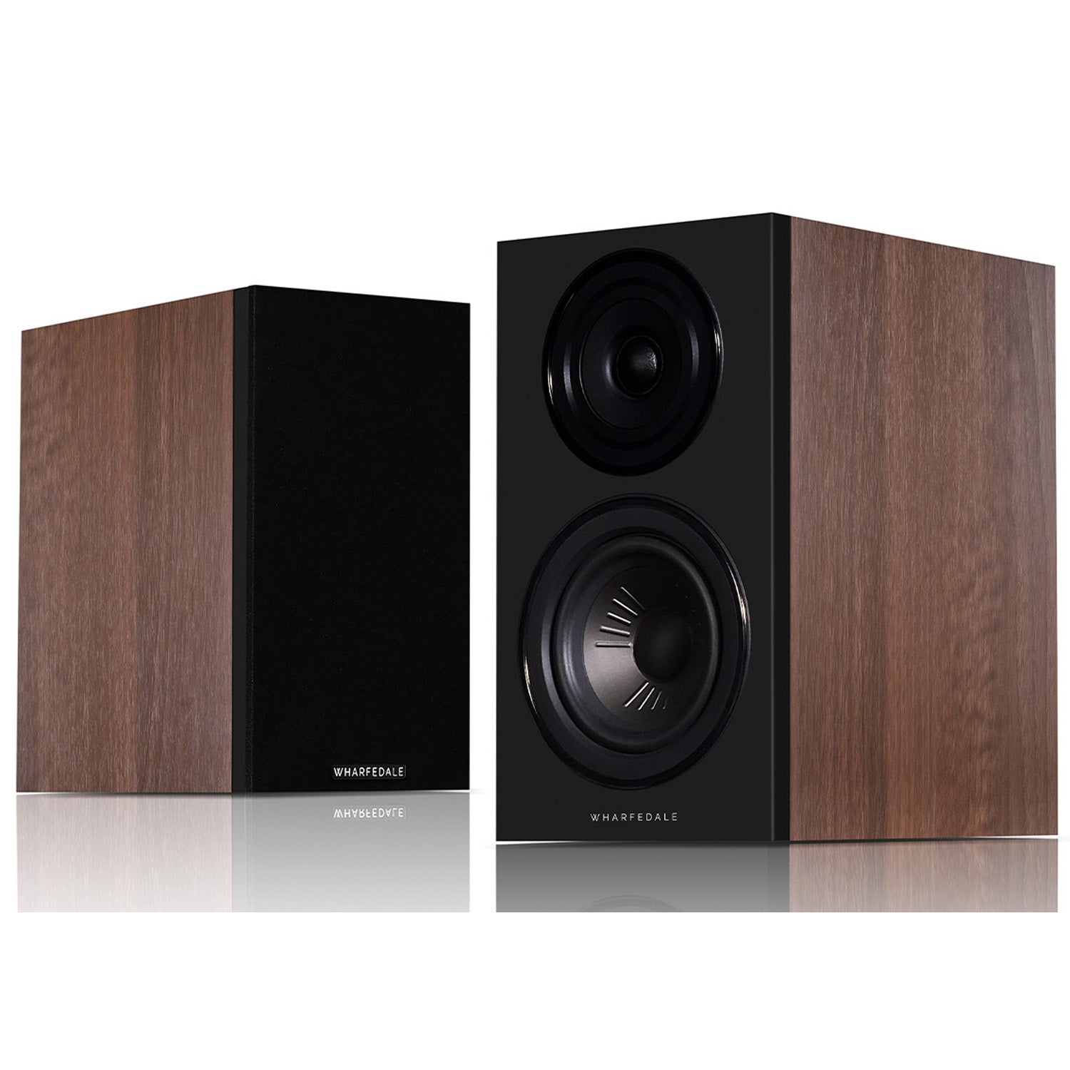 Pair of Wharfedale Diamond 12.1i Speakers in walnut